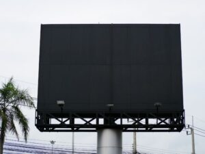 Balsa Nova/PR Painel Rodoviário em Balsa Nova: Domine o Eixo Estratégico de Conexão e Cargas do Paraná