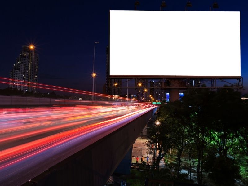 Painel Rodoviário em Almirante Tamandaré: Hegemonia Visual e Domínio no Corredor Metropolitano