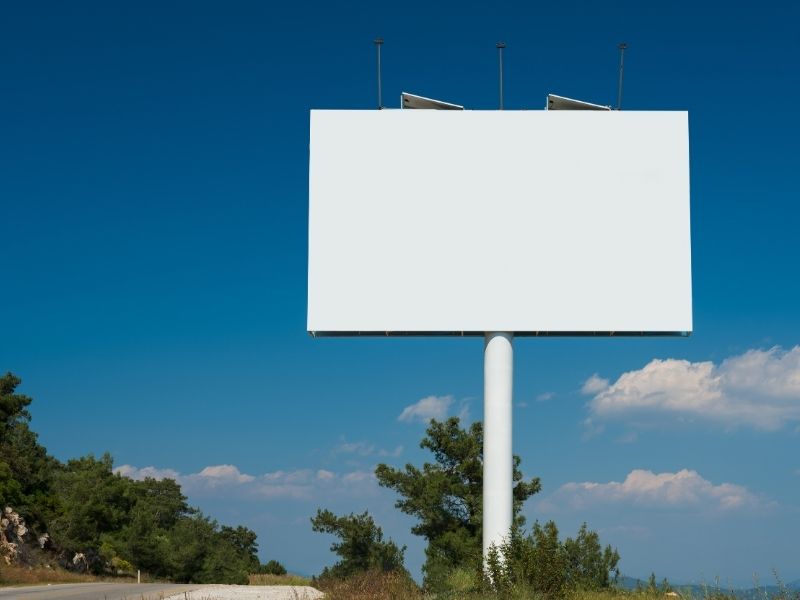 Painel Rodoviário em Garuva: Conecte sua Marca ao Portal Econômico de Santa Catarina