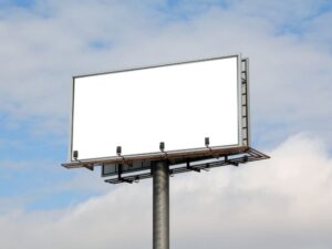 Painel Rodoviário em Lapa: Destaque e Autoridade na Rota do Abastecimento e Turismo
